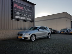 BMW 1-serie - 118i Upgrade Edition uitvoering automaat leder/schuifdak