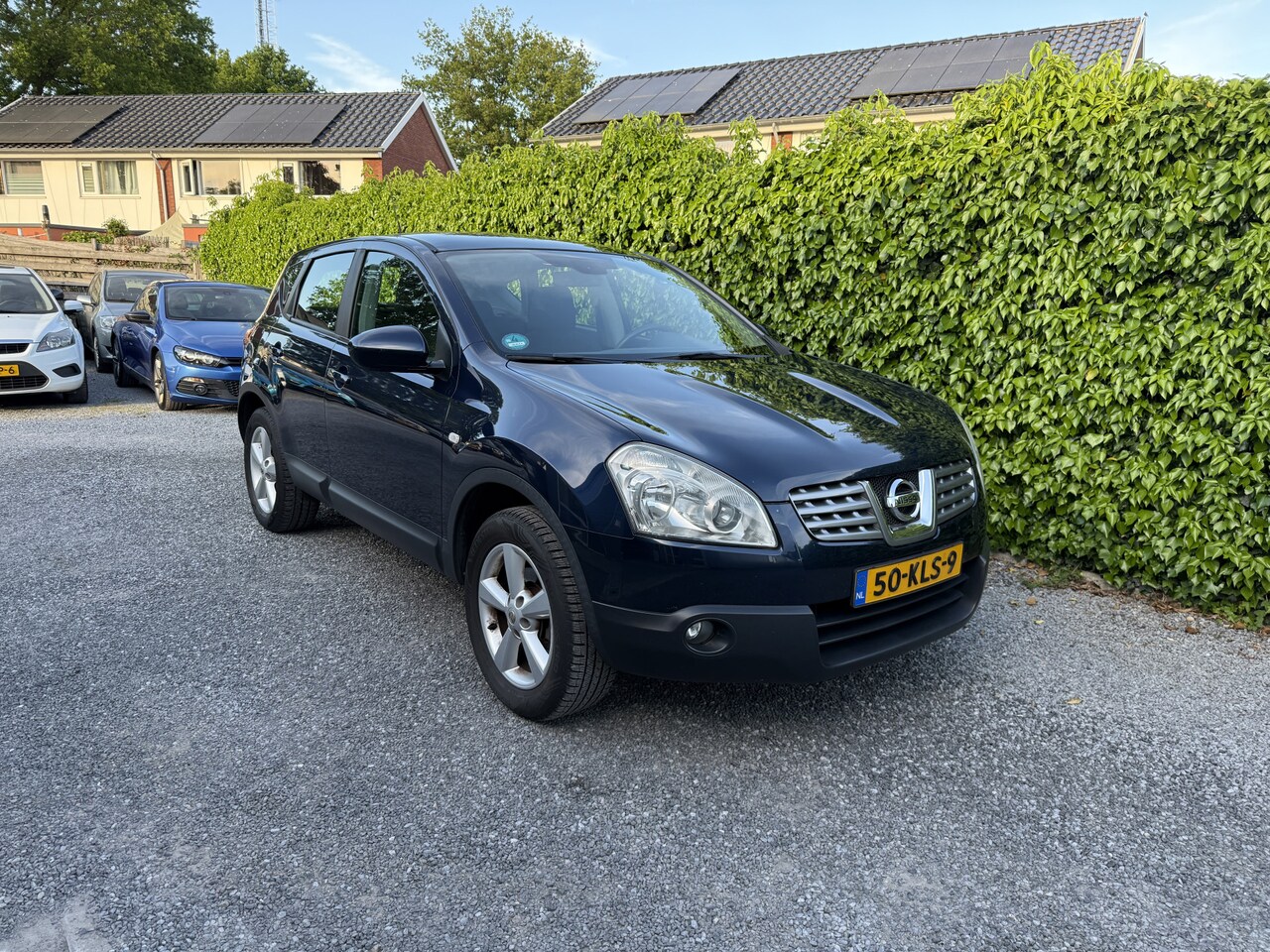Nissan Qashqai - 2.0 Acenta | Panoramadak | Autom. Airco | Cruise Control | LMV | PDC | Trekhaak | APK tot - AutoWereld.nl