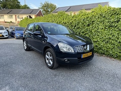 Nissan Qashqai - 2.0 Acenta | Panoramadak | Autom. Airco | Cruise Control | LMV | PDC | Trekhaak | APK tot