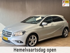 Mercedes-Benz A-klasse - A180 AUTOMAAT AIRCO PDC NAVIGATIE CAMERA CRUISE DASHCAM MEMORY