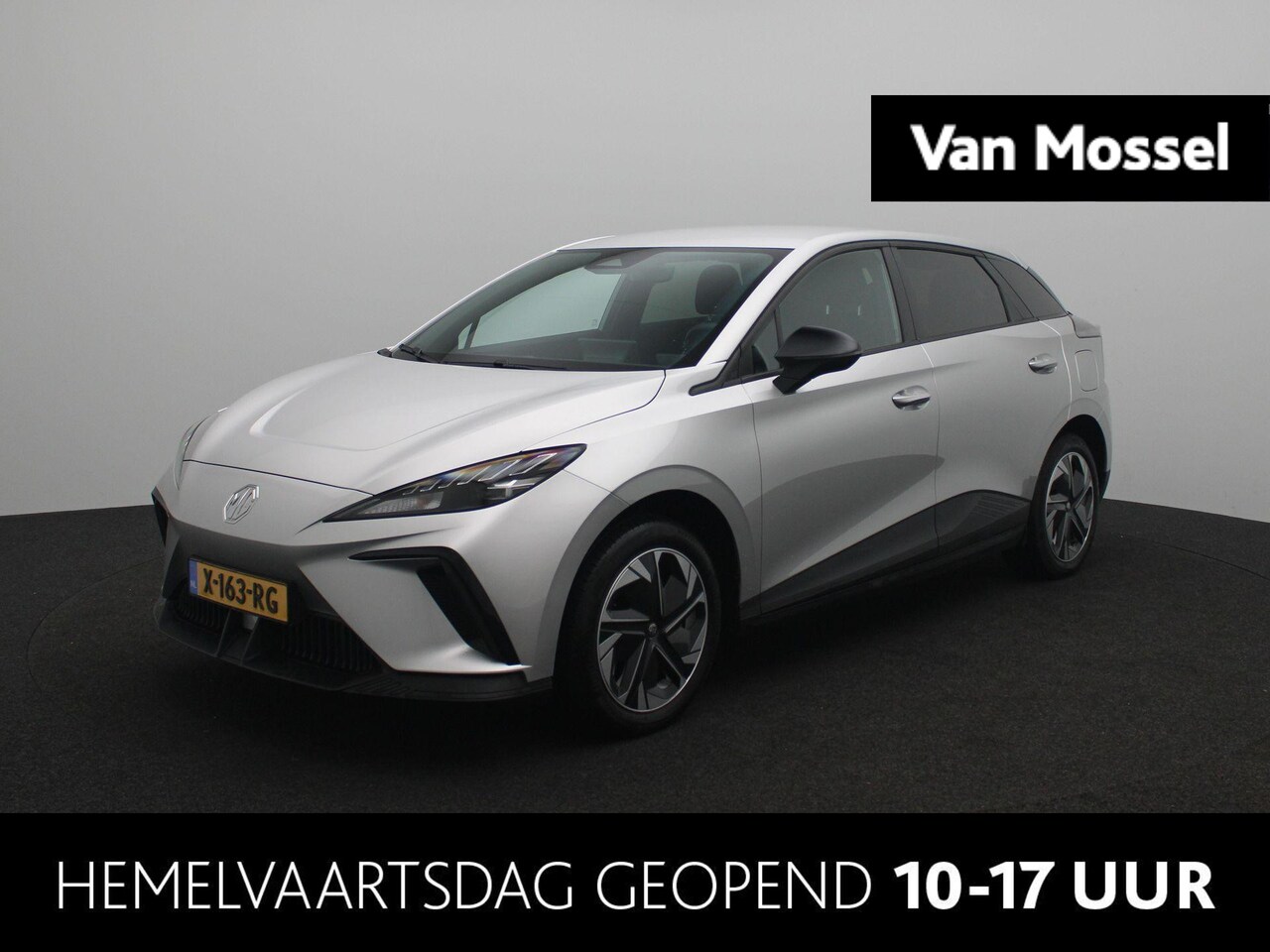 MG MG4 Electric - Comfort 64 kWh | Navi | Apple CarPlay | Led Koplampen | Adaptive Cruise Control | Getint G - AutoWereld.nl