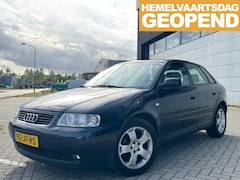 Audi A3 - 1.6 Attraction 5-deurs/Airco/NAP
