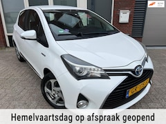 Toyota Yaris - 1.5 Hybrid Aspiration / Navi / Camera / AUT / LM