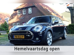 MINI Clubman - 2.0 Cooper S Chili Serious Business | Panoramadak | Slechts 107.000KM | Navigatie | Bi-Col