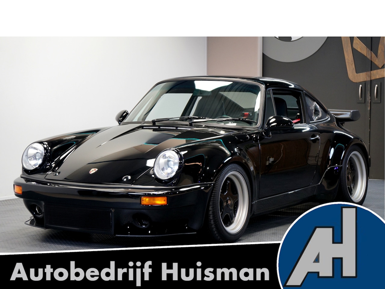 Porsche 911 - 3.5 Twin Turbo Coupé "Outlaw!" Volledig gerestaureerd en gereviseerd, UNIEK!! - AutoWereld.nl