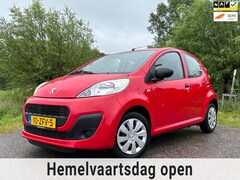 Peugeot 107 - 1.0 Access Accent / 5-Deurs / Airco / Radio - CD / Centrale Deurvergrendeling / Stuur Bekr