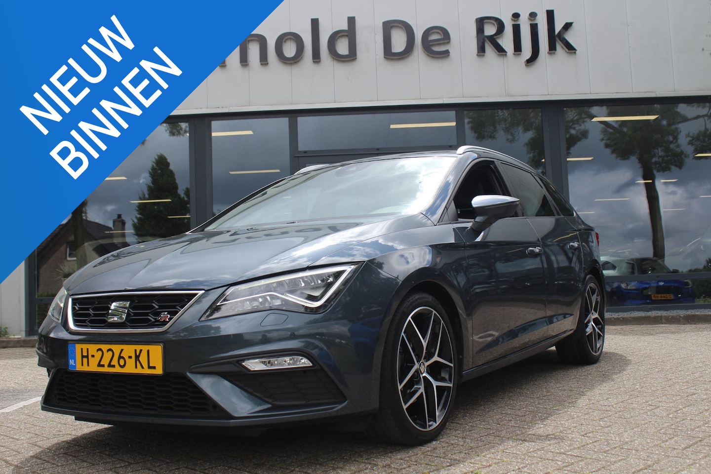 Seat Leon ST - 1.5 TSI FR Ultimate Edition 1.5 TSI FR Ultimate Edition - AutoWereld.nl