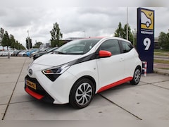 Toyota Aygo - 1.0 VVT-i x-play Sparco Carplay-Camera, NL auto, nieuwstaat Lente aanbieding