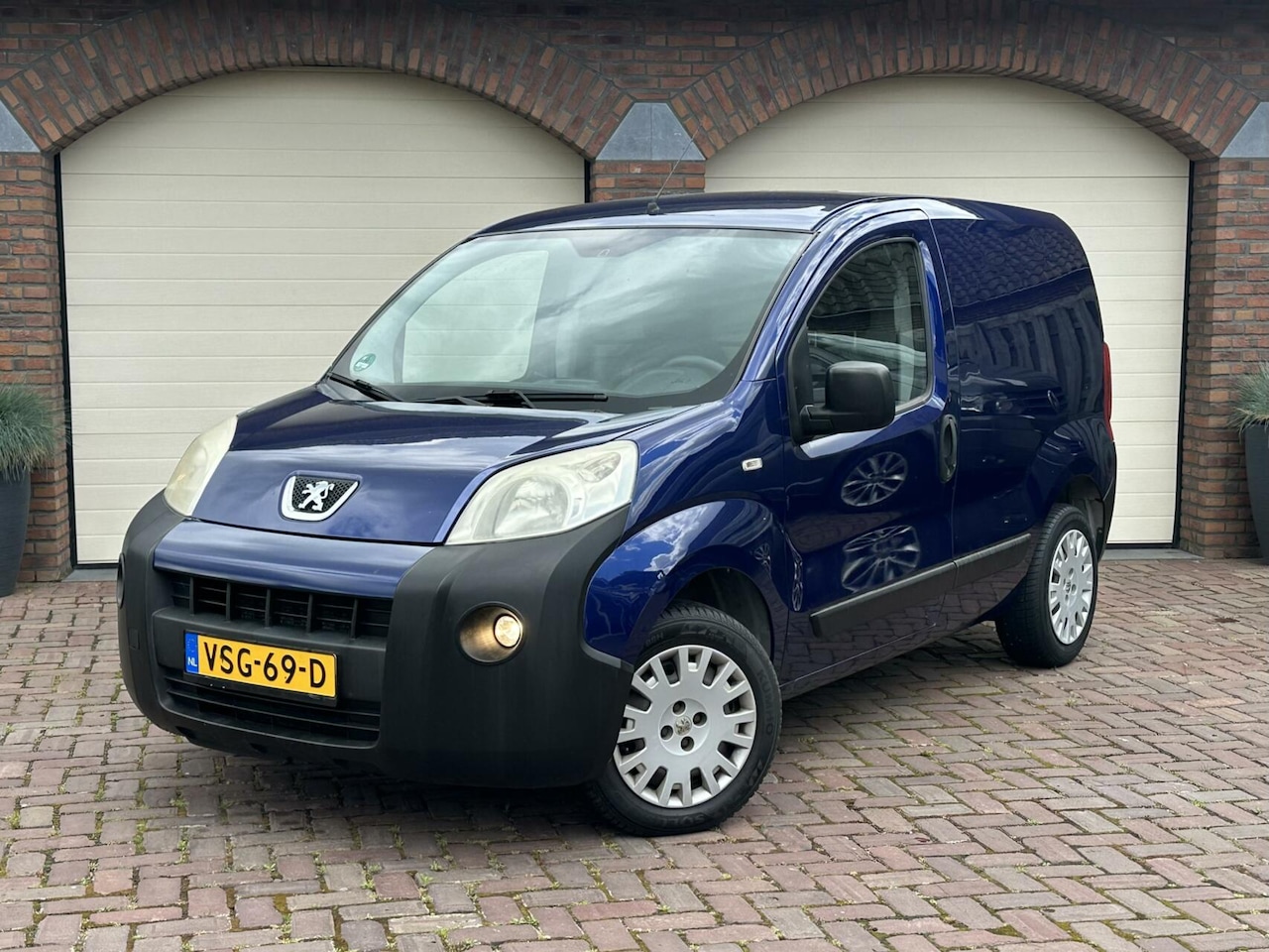 Peugeot Bipper - Bestel 1.4i XT Airco PDC CV - AutoWereld.nl
