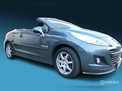 Peugeot 207 CC - 1.6 VTi Noir & Blanc/ Turbo/cabriolet/Airco