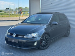 Volkswagen Golf - 2.0 TDI GTD