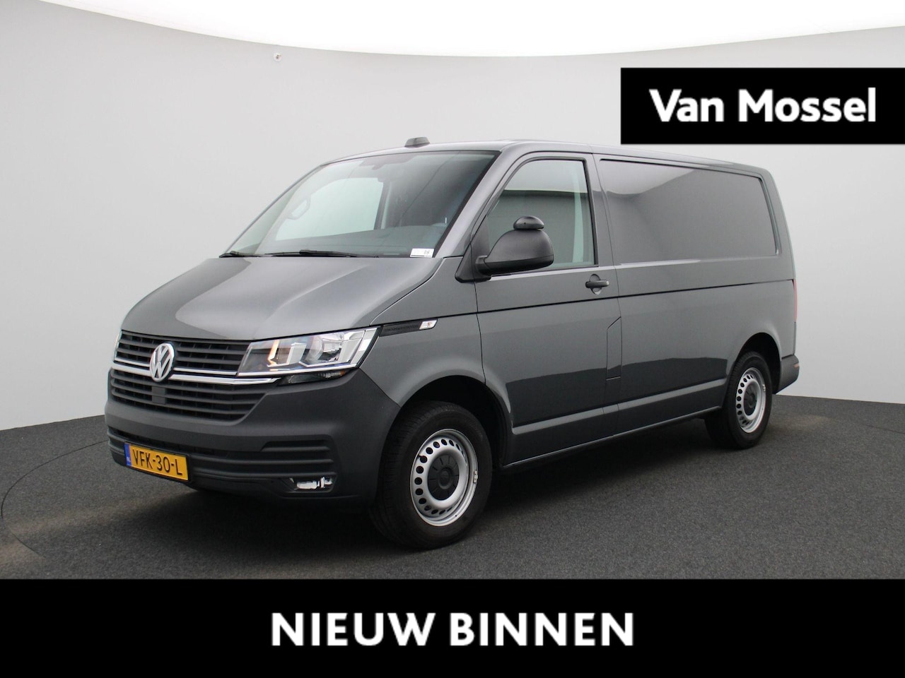 Volkswagen Transporter - 2.0 TDI L1H1 28 Comfortline | Airco | Automaat | Navigatie | Cruise control | Radio | Blue - AutoWereld.nl