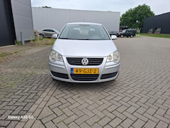 Volkswagen Polo - 1.4-16V Optive