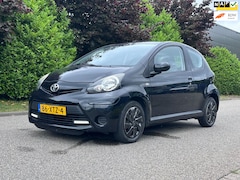 Toyota Aygo - 1.0 VVT-i Aspiration 1e Eigenaar*Automaat*NAP*Airco*Dealer onderhouden*Elektrische ramen