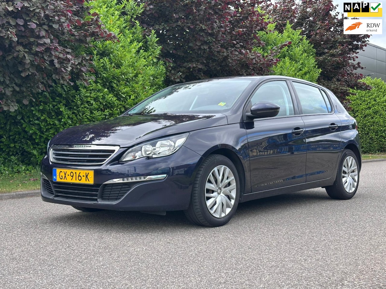Peugeot 308 - 1.2 PureTech Navigatie*Distributieriem VV*Cruise*Clima*Trekhaak*LM velgen*Dealer onderhoud - AutoWereld.nl