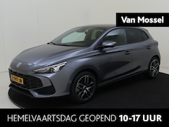 MG 3 - 3 MG3 Hybrid+ 1.5 Hybrid Luxury | Navi | 17'' Sportvelgen | 360 Camera | Stoelverwarming |