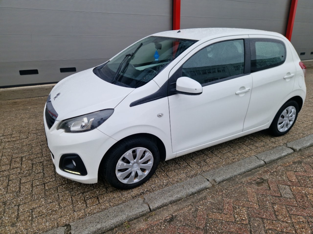 Peugeot 108 - 1.0 e-VTi Active airco top auto - AutoWereld.nl