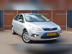 Ford Focus - 1.6 Ghia, Airco, Trekhaak, Bluetooth, Nette auto