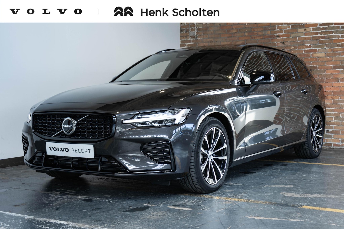 Volvo V60 - T8 Plug-in hybrid AWD Ultra Bright | Head-up display | Adaptieve Cruise Control met Pilot - AutoWereld.nl