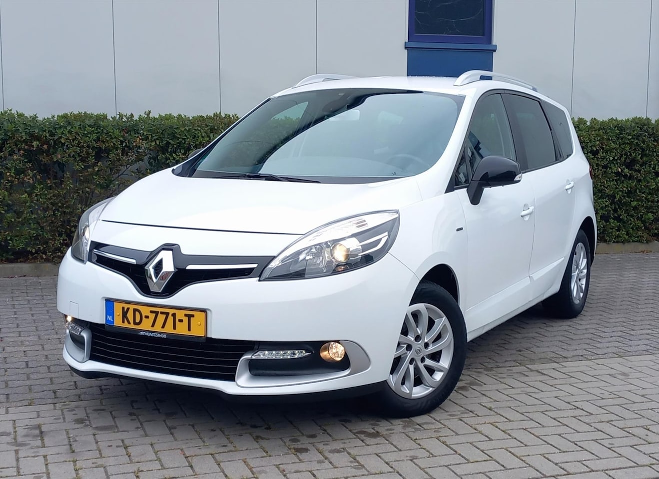 Renault Grand Scénic - Energy TCe 115pk Stop &amp; Start 5p Limited - AutoWereld.nl