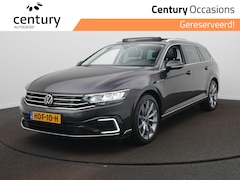 Volkswagen Passat Variant - 1.4 TSI PHEV GTE Business / Panoramadak / Leder / Virtual cockpit / Achteruitrijcamera