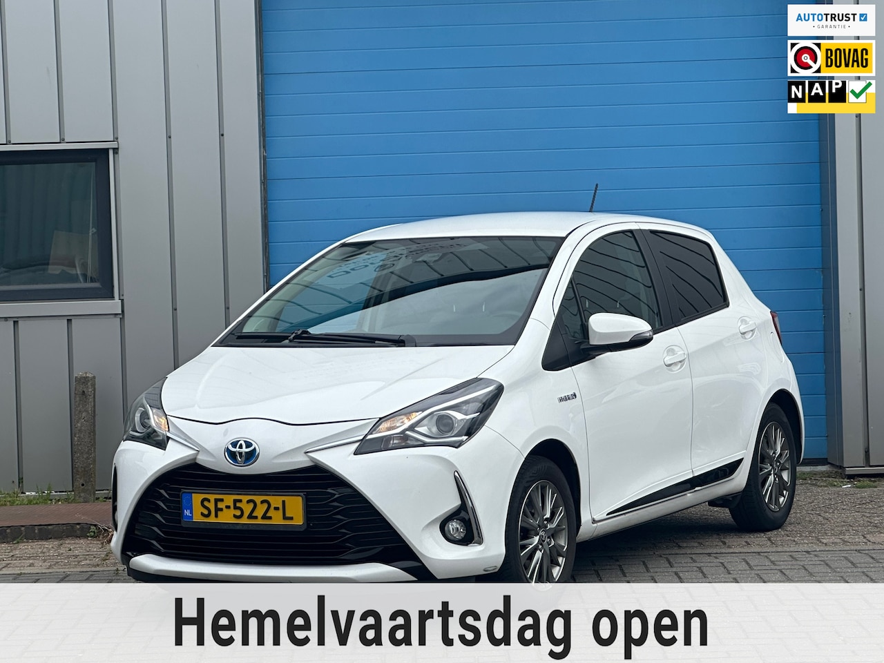 Toyota Yaris - 1.5 Hybrid Design Red AUT CAMERA PDC EERSTE EIG - AutoWereld.nl