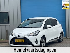 Toyota Yaris - 1.5 Hybrid Design Red AUT CAMERA PDC EERSTE EIG