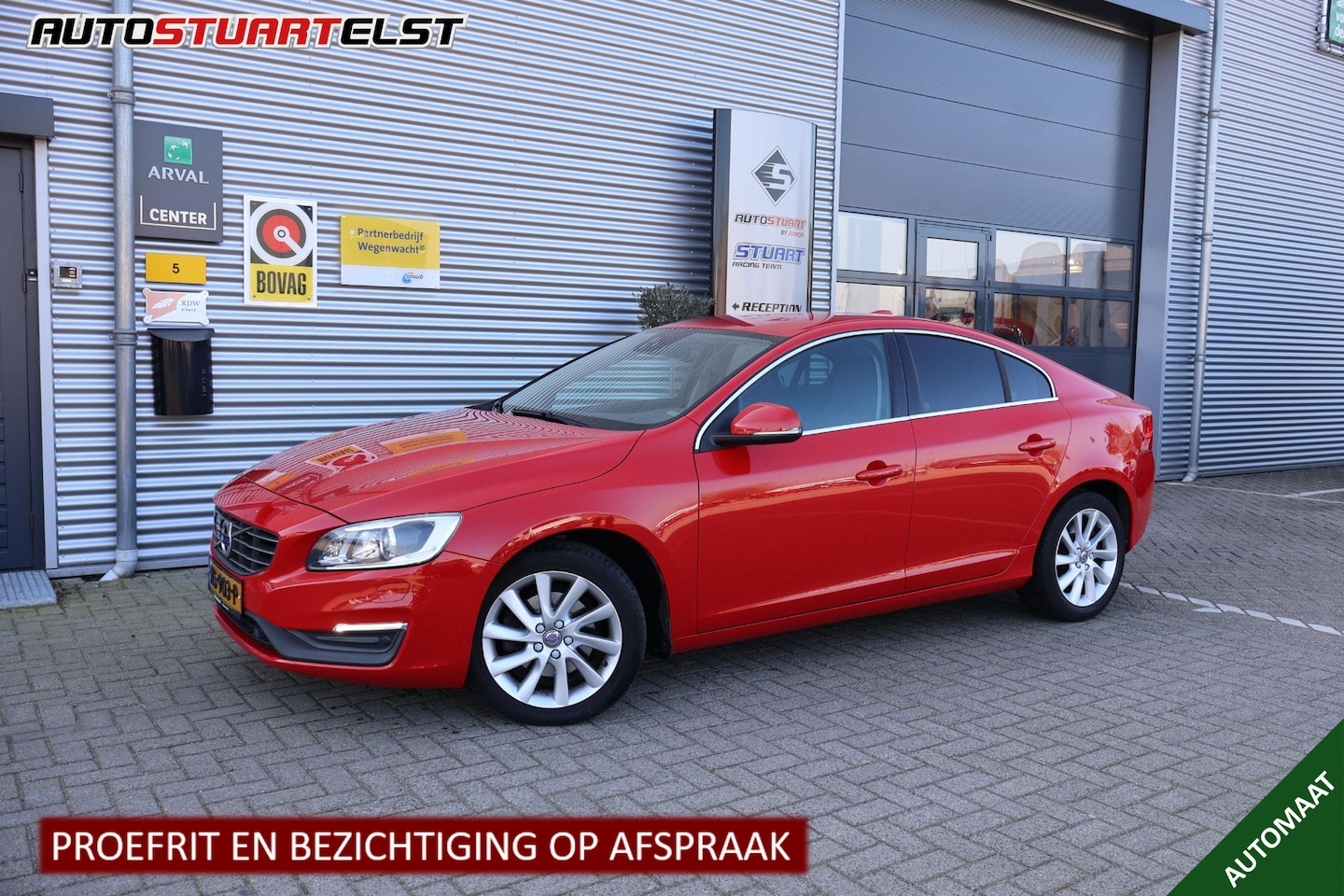 Volvo S60 - 1.5 T2 Nordic+ Navi | Cruise | Stoelverwarming | Climate Controle | Volledig Onderh. - AutoWereld.nl