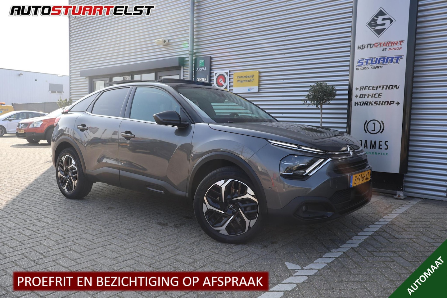 Citroën C4 - 1.2 Puretech Shine Pack Business Pano | Camera | Stoelverwarming | Keyless | Full Led |  L - AutoWereld.nl