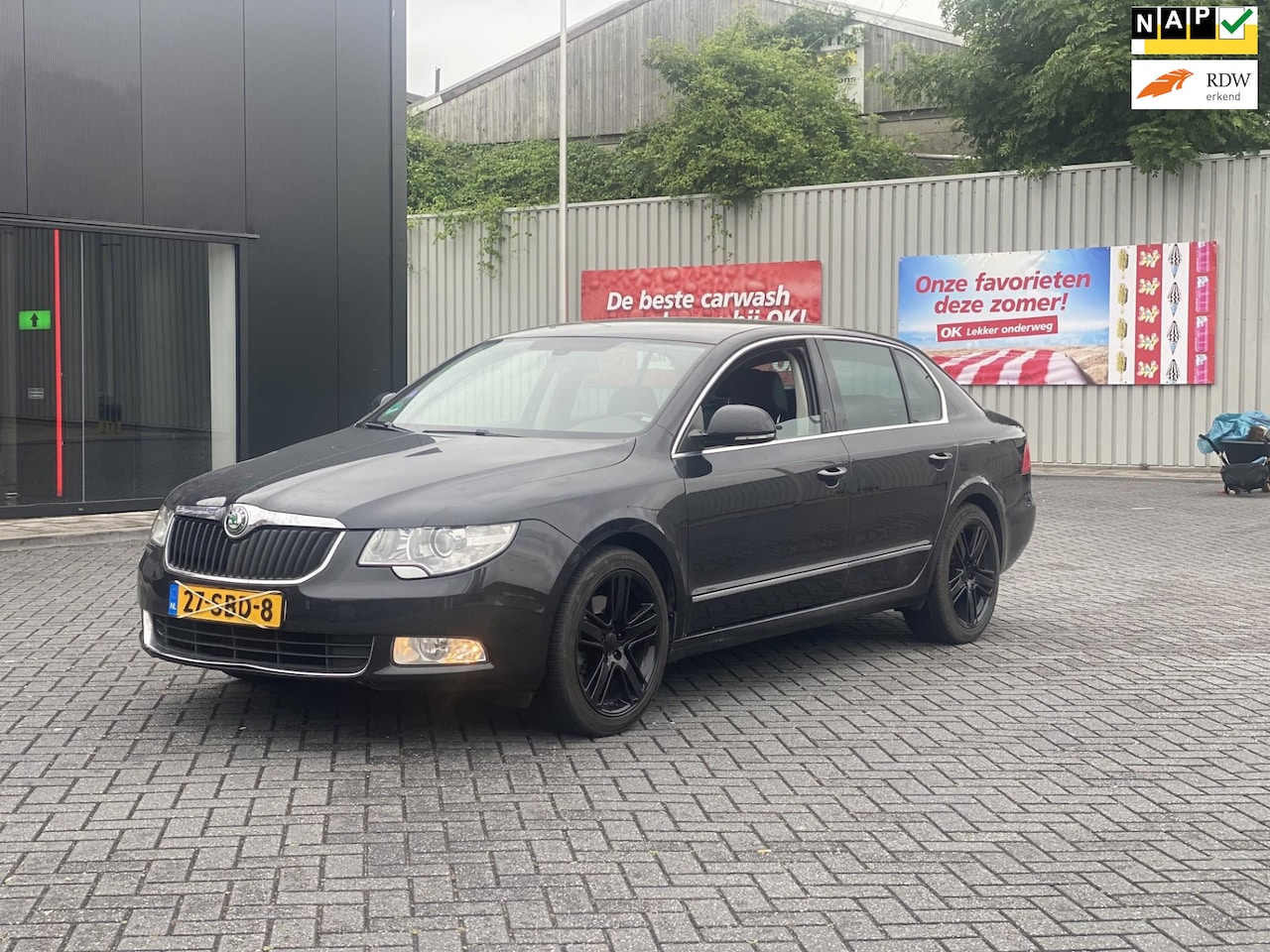 Skoda Superb - 1.8 TSI Elegance Business Line 1.8 TSI Elegance Business Line - AutoWereld.nl