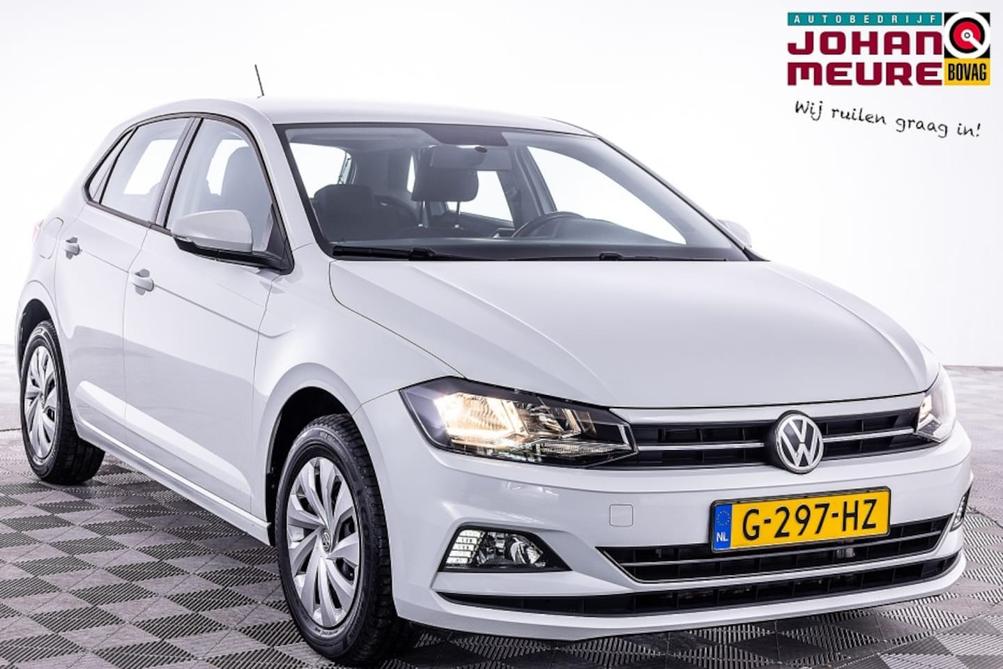 Volkswagen Polo - 1.0 TSI Comfortline Automaat | Trekhaak ✅ 1e Eigenaar *HEMELVAART OPEN v.a 11u tot 17u* - AutoWereld.nl