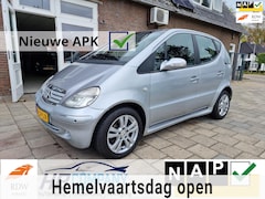 Mercedes-Benz A-klasse - 210 Evolution Avantgarde Comfort| NAP | Onderhouden | Nieuwe APK | Parkeersensoren