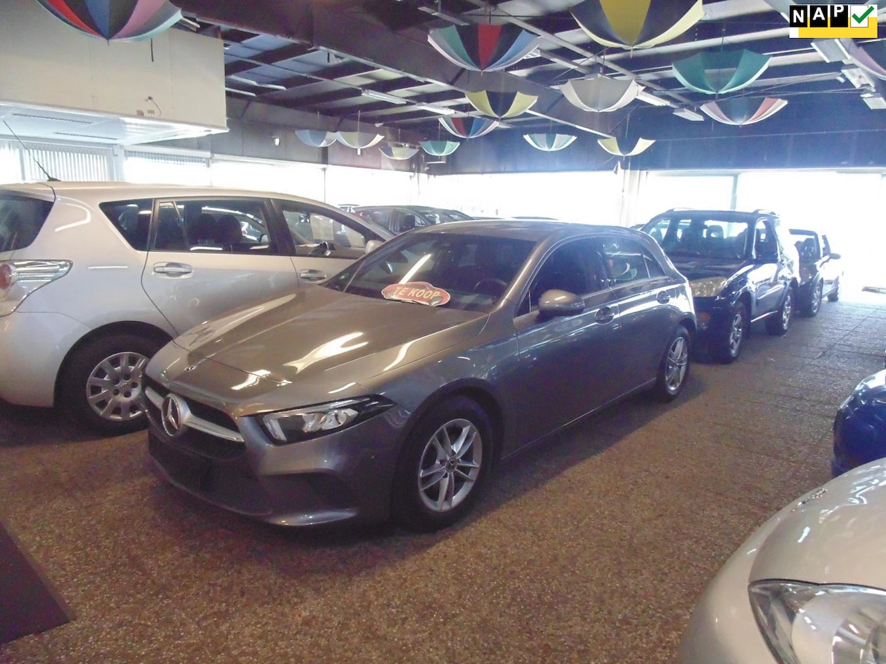 Mercedes-Benz A-klasse - 180 Ambition Comfort MET NAVI LEER AIROC - AutoWereld.nl