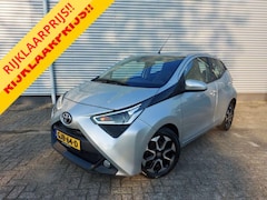 Toyota Aygo - 1.0 VVT-i x-play Automaat, airco, achteruitrijcamera, Apple Carplay/dab,