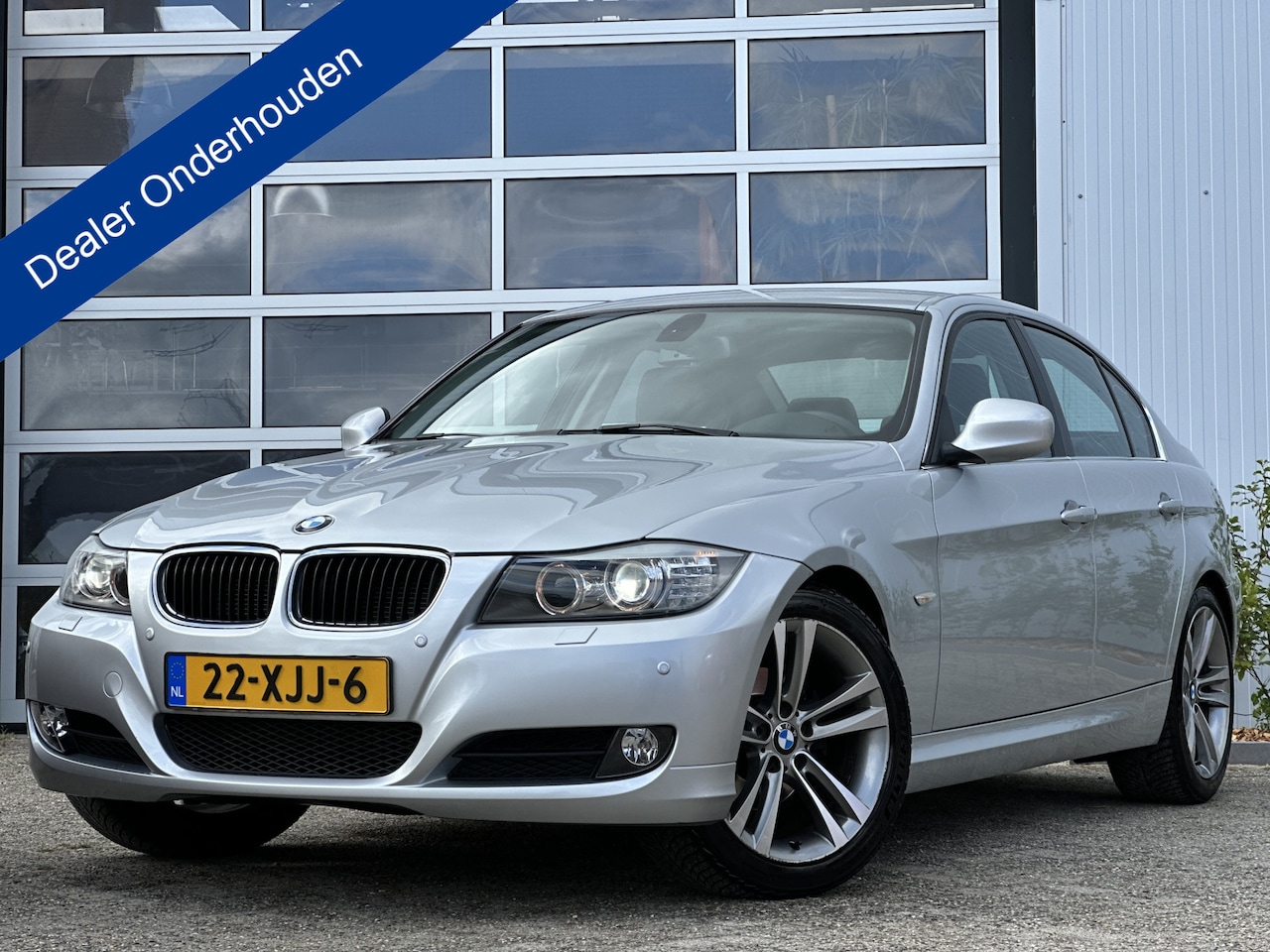 BMW 3-serie - 318i Corporate Lease Luxury Line 136pk | Bi-xenon koplampen | Bluetooth | Cruise Control | - AutoWereld.nl
