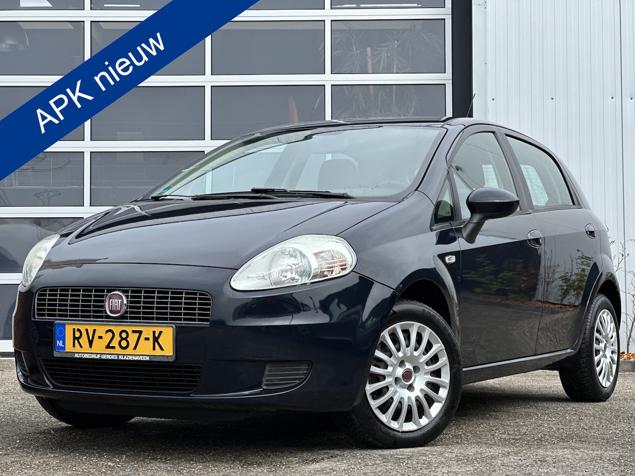 Fiat Grande Punto - 1.4 Racing 80PK | Nieuwe APK | 5-Deurs | Elektrische ramen voor | Radio-cd/mp3 speler | Tr - AutoWereld.nl