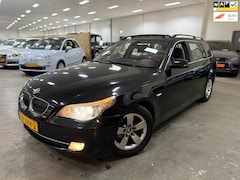 BMW 5-serie Touring - 523i Executive / PANORAMADAK / AUTOMAAT / SUPER NETTE