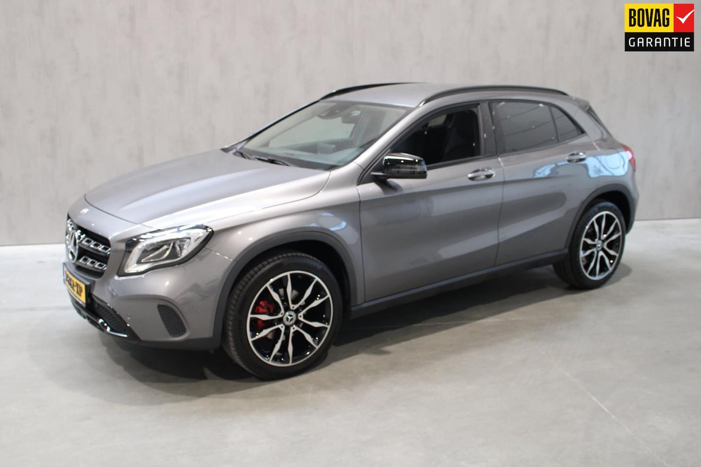 Mercedes-Benz GLA-Klasse - 200 Premium Plus Leer Camera Memory enz zeer luxe auto - AutoWereld.nl