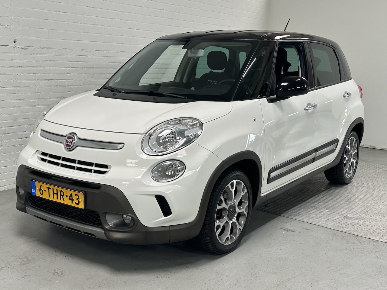 Fiat 500 L - 0.9 TwinAir Trekking CLIMA / CRUISE / TREKHAAK / STOELVRM - AutoWereld.nl