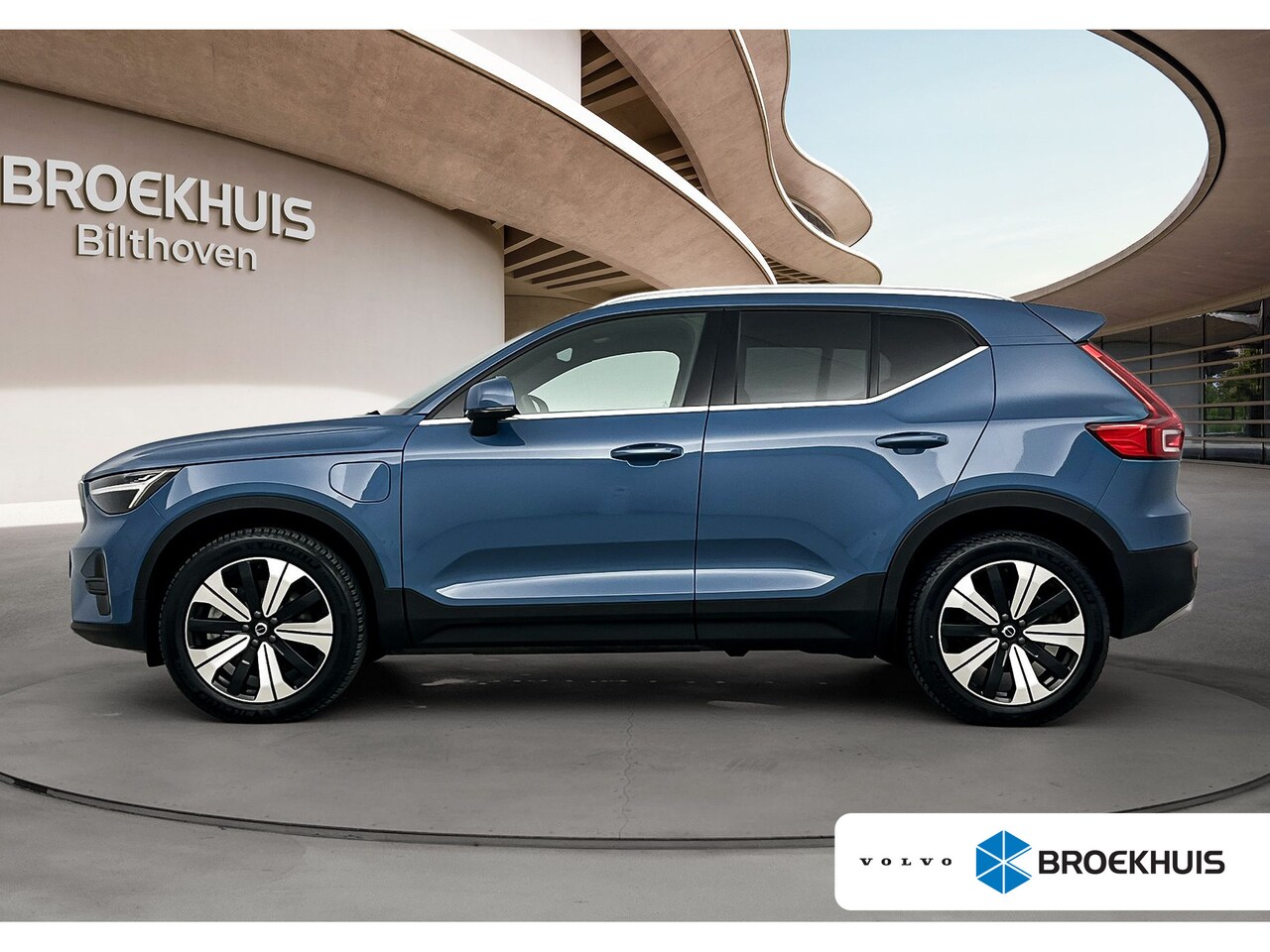 Volvo XC40 - 1.5 T4 Recharge Plus Bright | Blis | Elektrisch bedienbare stoel | Stoel + Stuurverw | Har - AutoWereld.nl