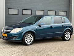Opel Astra - 1.6 Temptation 116PK Airco Cruise Trekhaak