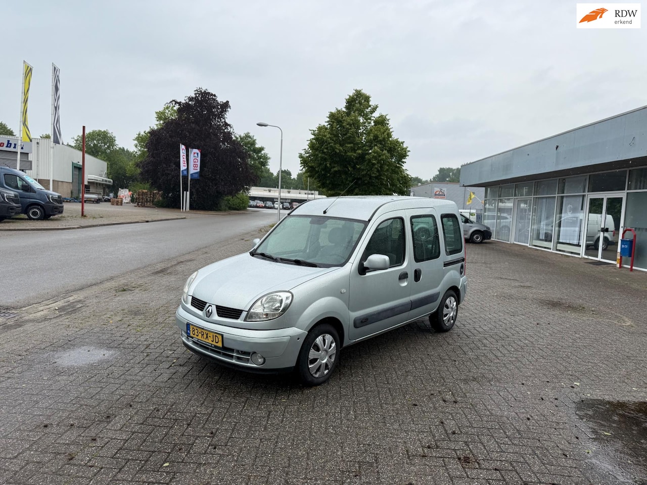 Renault Kangoo - 1.6-16V Privilège 1.6-16V Privilège - AutoWereld.nl