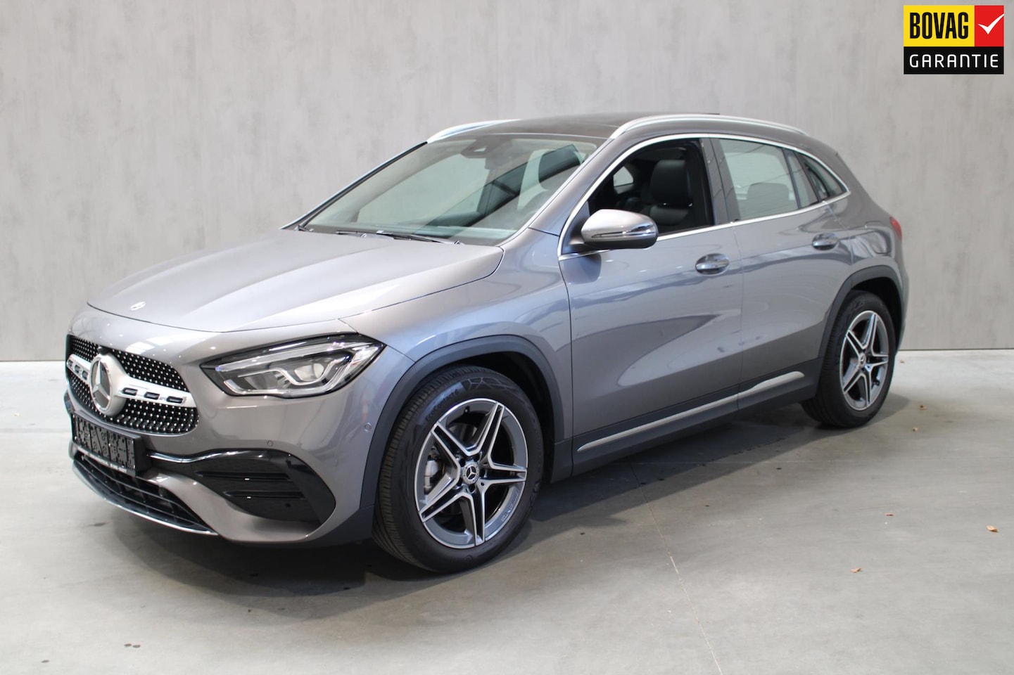 Mercedes-Benz GLA-Klasse - 200 AMG Line Panorama/Camera/Carplay Rijklaar incl Bovag garantie - AutoWereld.nl