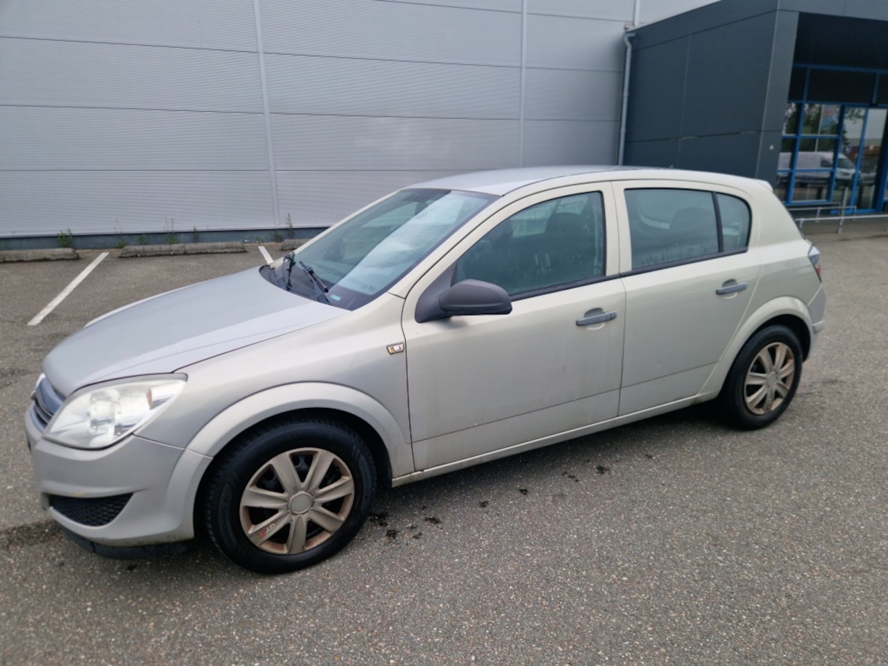 Opel Astra - 1.3 CDTi Essentia 1.3 CDTi Essentia - AutoWereld.nl