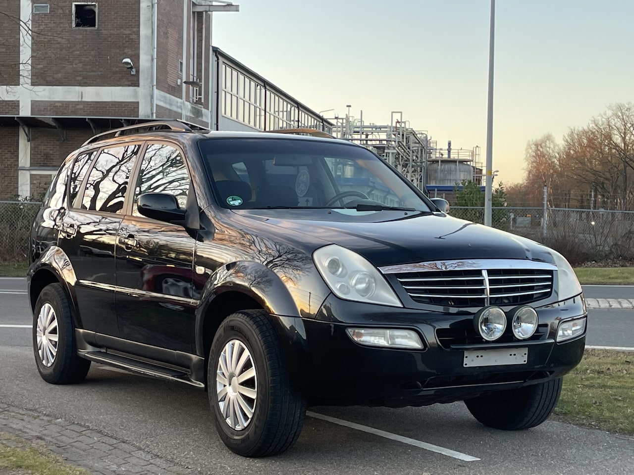 SsangYong Rexton - RX 230 | AUTOMAAT | 3500 KG Trekgewicht | 5 Persoons Geel Kenteken - AutoWereld.nl