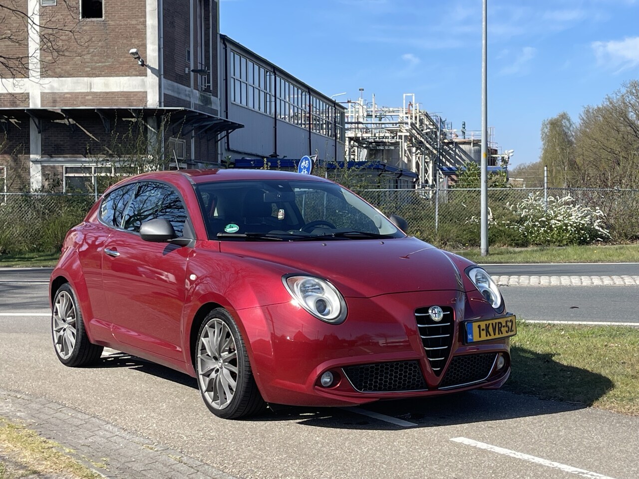 Alfa Romeo MiTo - 1.3 JTDm ECO Distinctive | Lederen bekleding | Automatische Airco | LM Velgen | Cruise Con - AutoWereld.nl