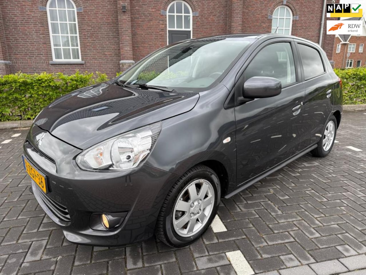 Mitsubishi Space Star - 1.0 Bright 5 drs 2015 *NAP Lage KM NAP - AutoWereld.nl
