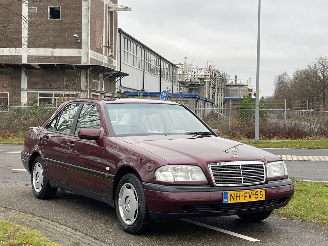 Mercedes-Benz C-klasse - 180 Classic | Origineel NL & NAP | - AutoWereld.nl