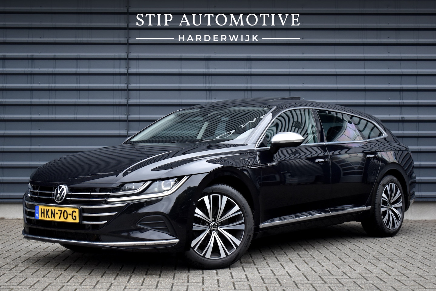 Volkswagen Arteon Shooting Brake - 1.4 TSI eHybrid | Panoramadak | 360 Camera | ACC | Matrix LED | Head-Up | - AutoWereld.nl