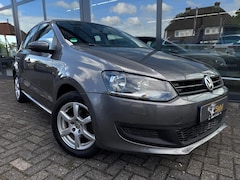 Volkswagen Polo - 1.2-12V Trendline CarPlay
